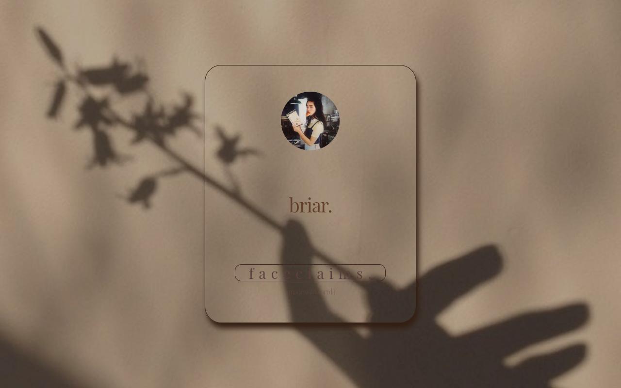 Carrd profile picture for @briar